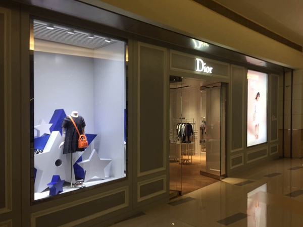 Dior
