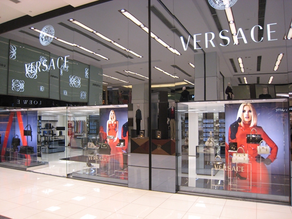 VERSACE